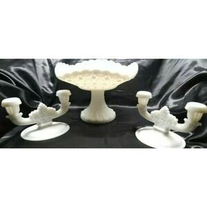 Vtg Fenton Daisy and Button Console Bowl Set With 2 Double Light Candlesticks